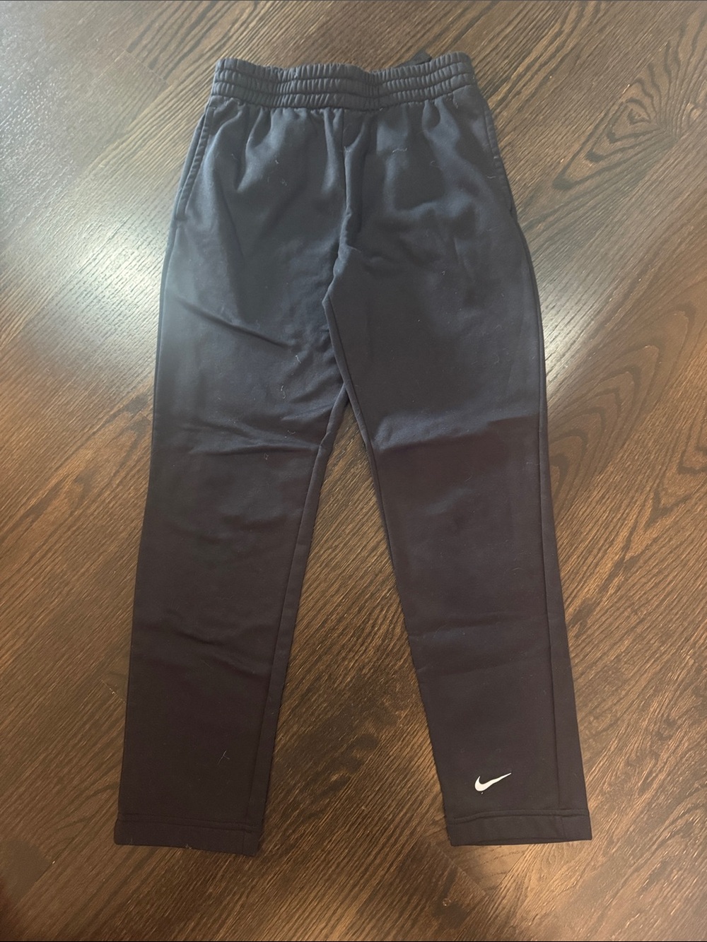 Nike Navy and White Swoosh Star Print Tee with Navy Joggers - Picture 6 of 8